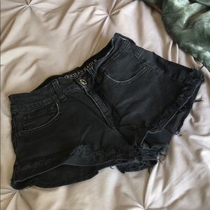 American Eagle black hi rise festival shorts
